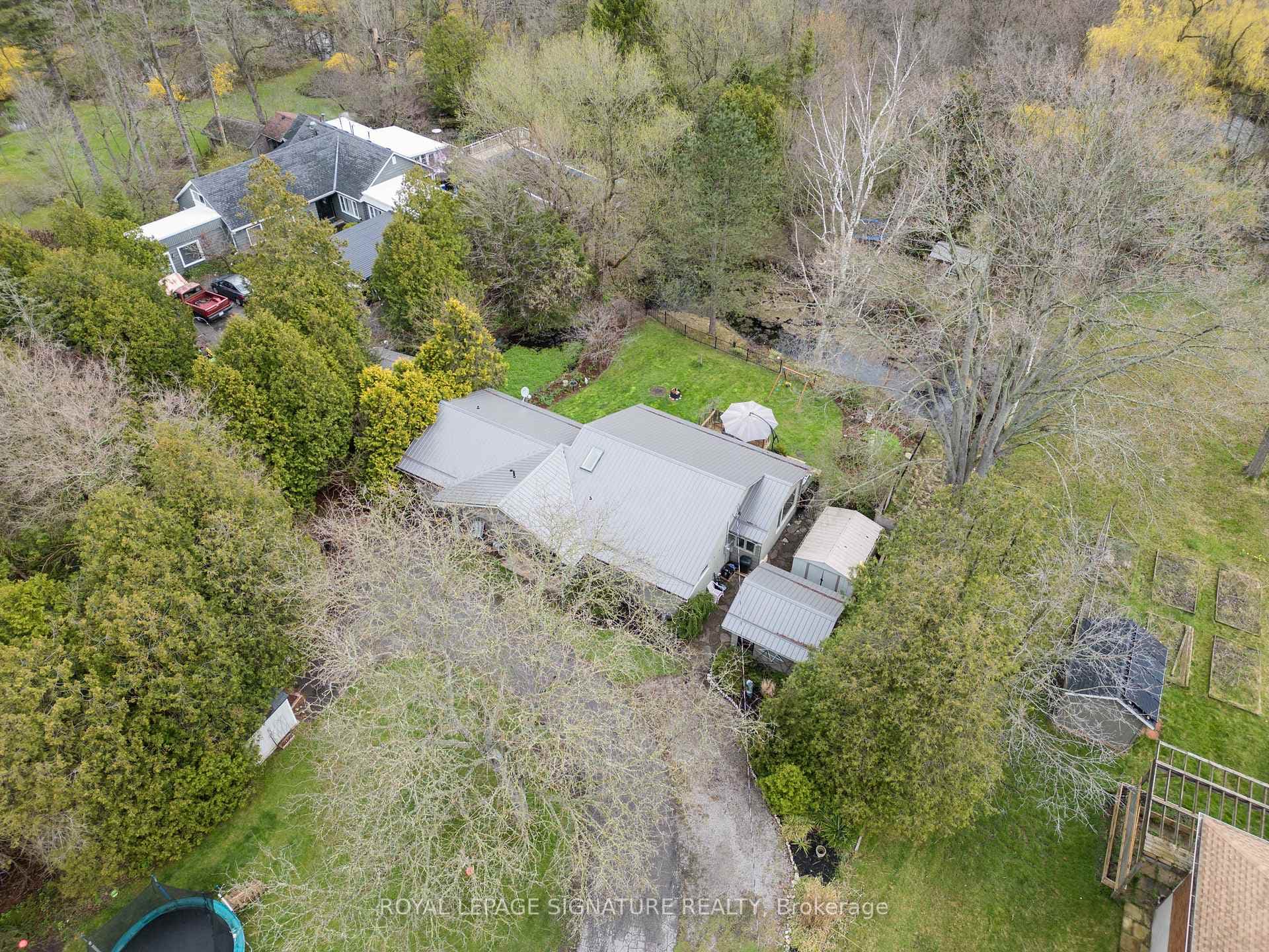 425 Norfolk Street photo 4