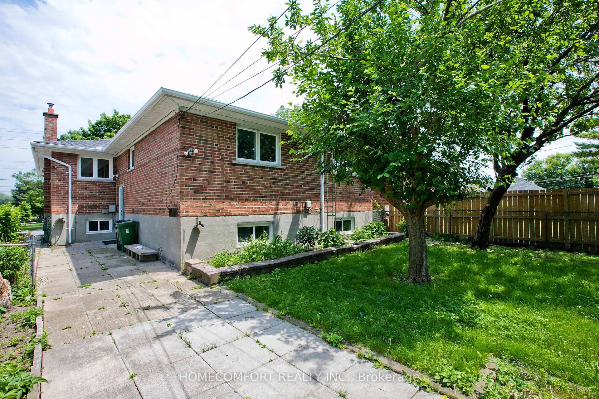 548A Brimley Road photo 38