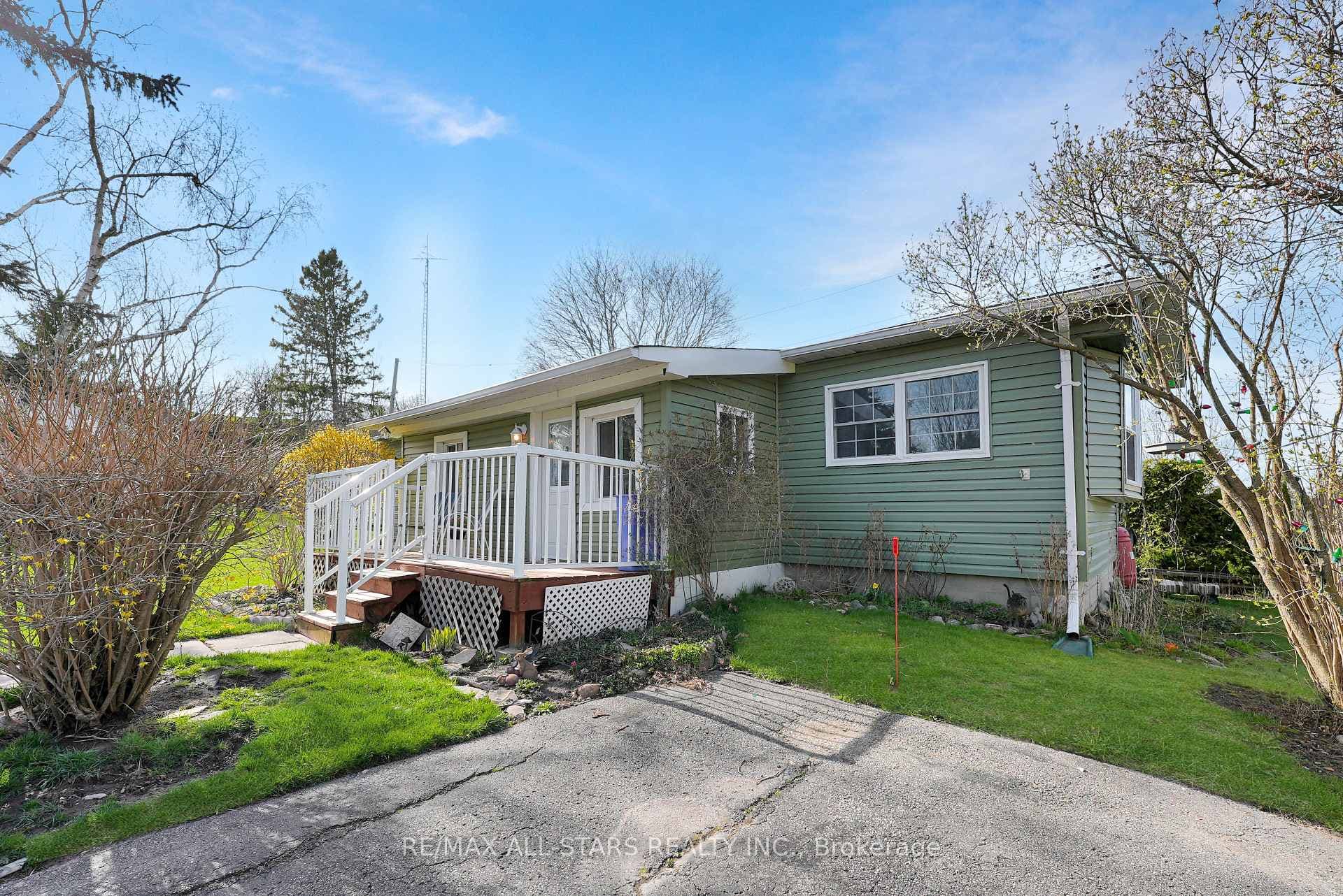 21 Park Crescent photo 1
