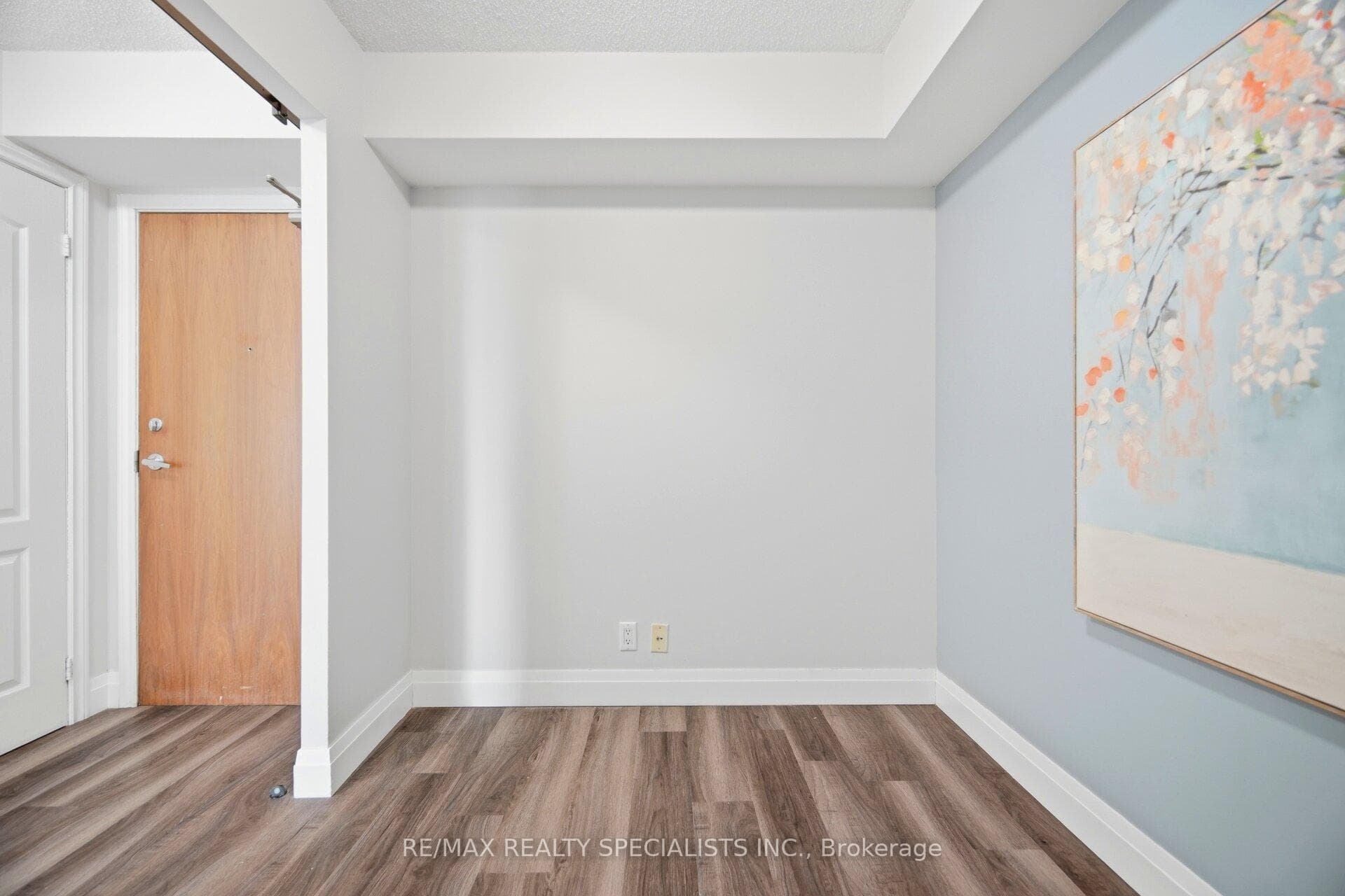 1 Elm Drive Unit 1810 photo 19
