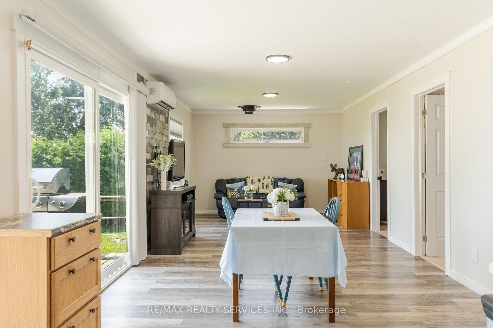 505 CATCHMORE Road photo 21