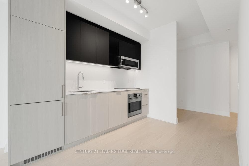 308 Jarvis Street Unit 1608 photo 4
