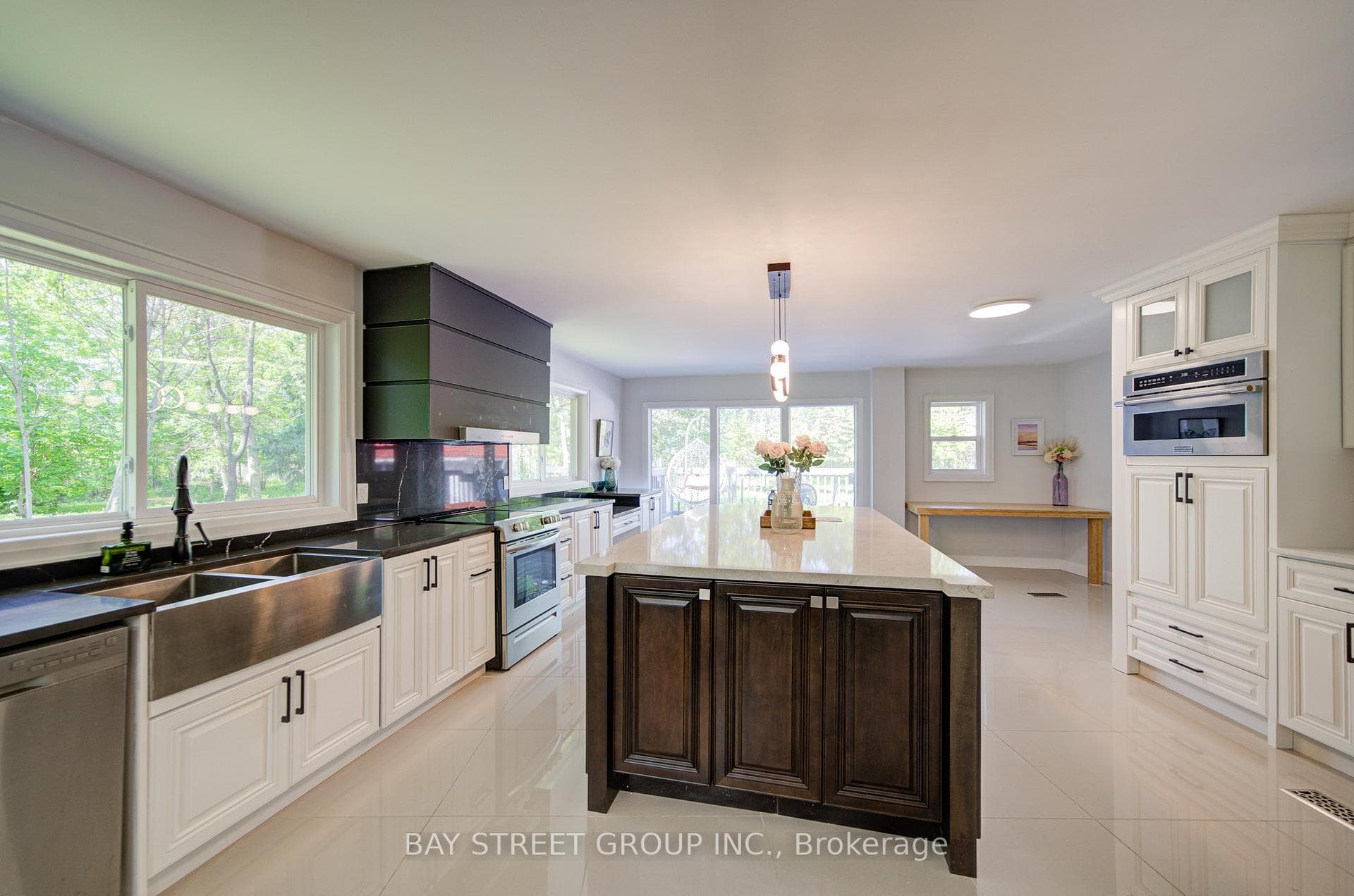 14874 Niagara River Parkway photo 11