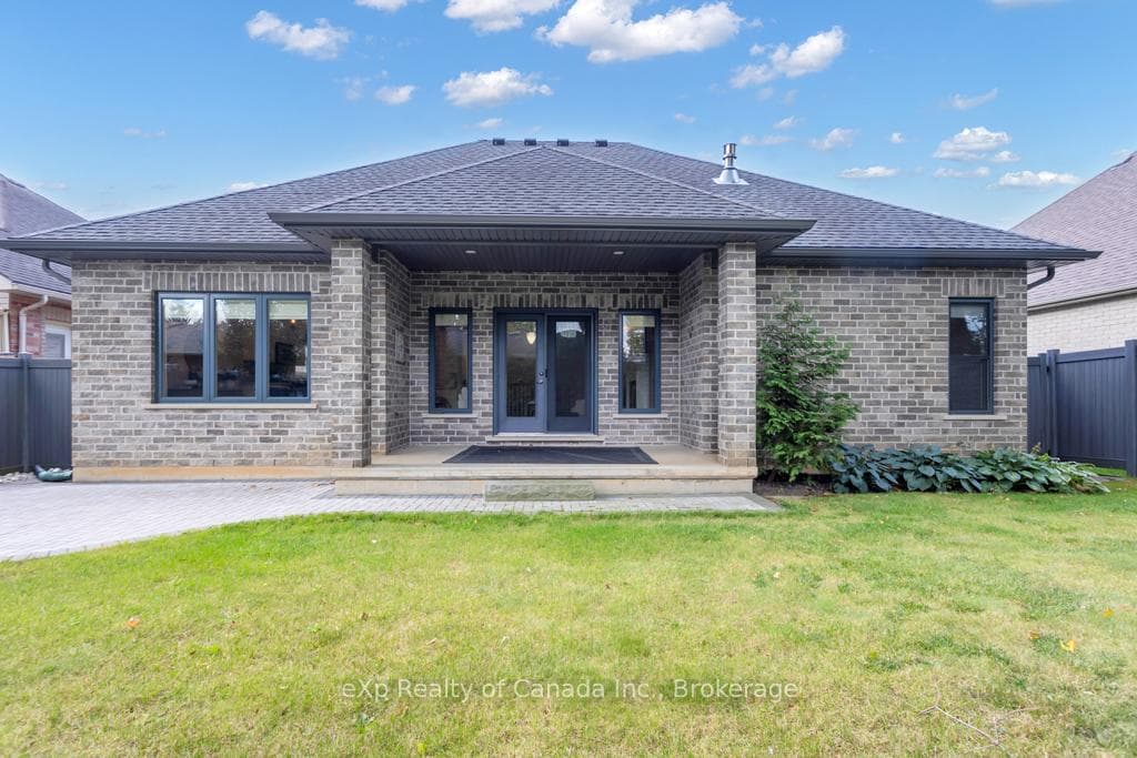 6 Wood Haven Drive photo 28