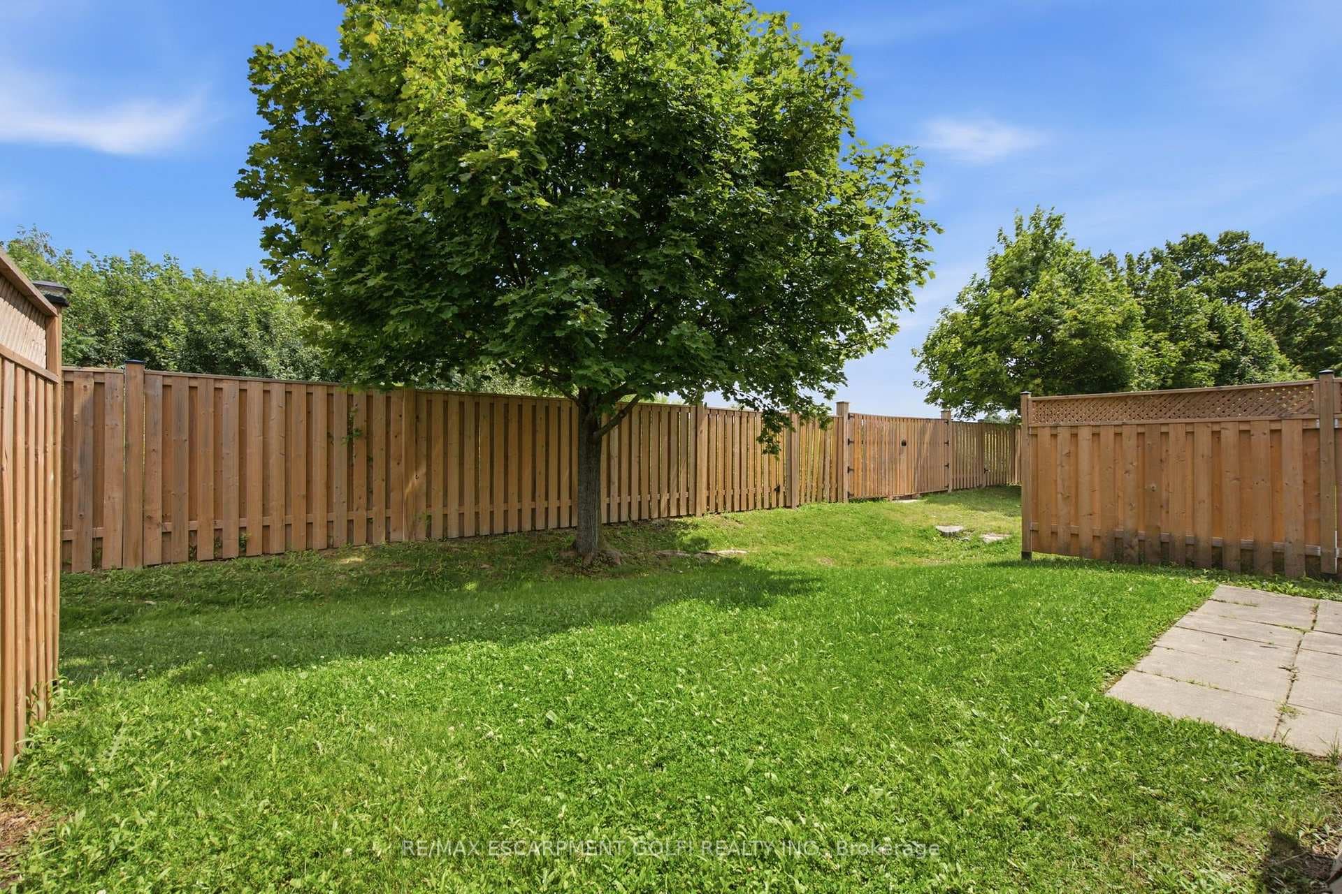 21 Cathy Drive photo 5