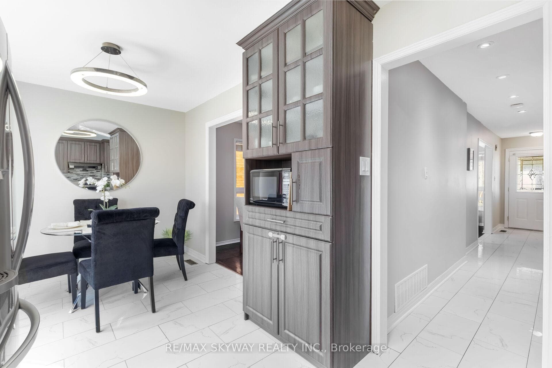 104 Sandmere Avenue photo 19