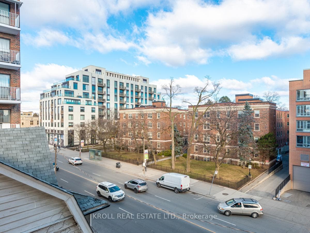 2 Alexandra Boulevard Unit 401 photo 29