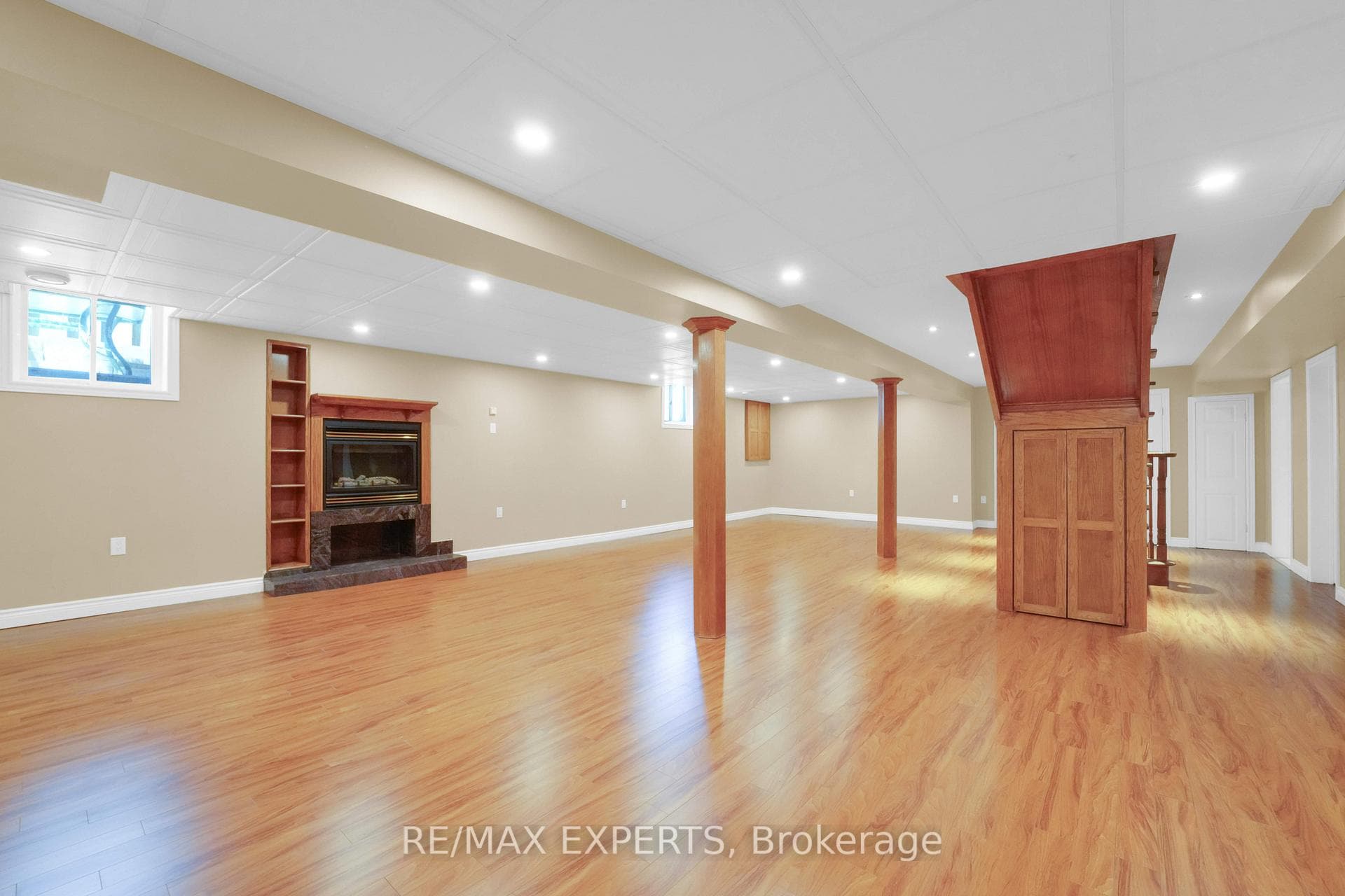 118 Valleymede Drive photo 24