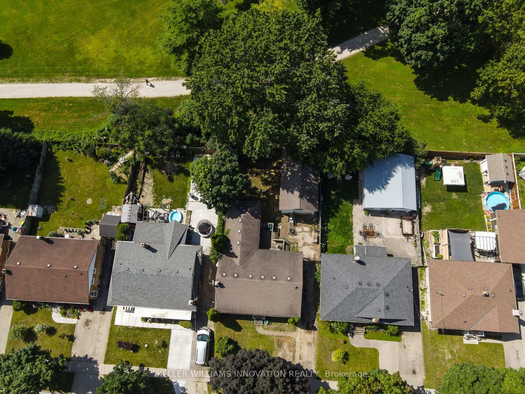 51 Clark Avenue photo 37