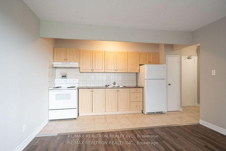 468 Ottawa Street Unit 116B photo 6