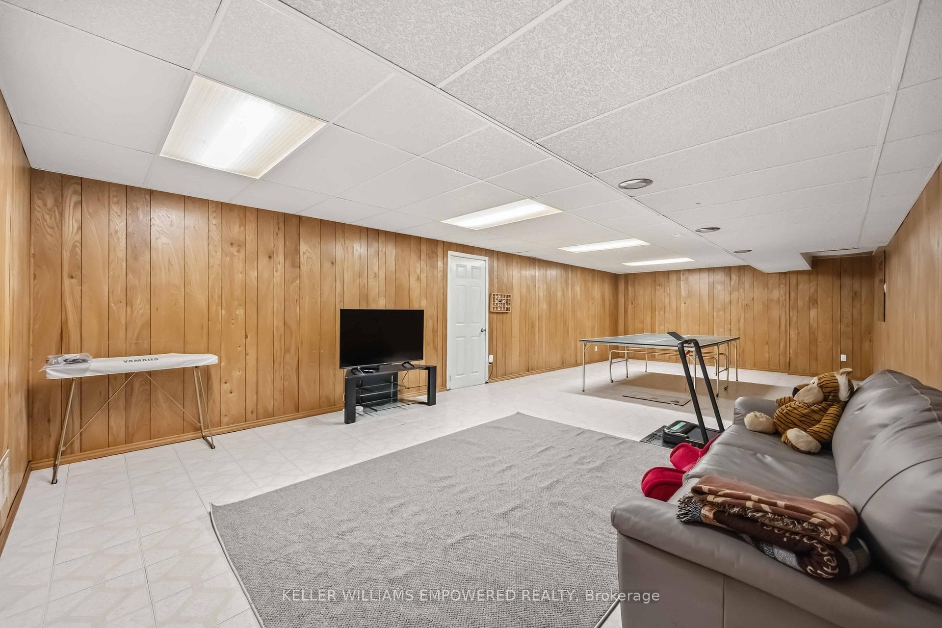 42 Pineway Boulevard photo 31