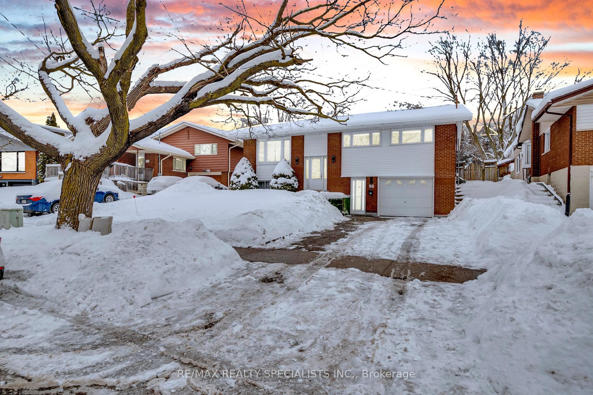 98 Ruskview Road photo 2