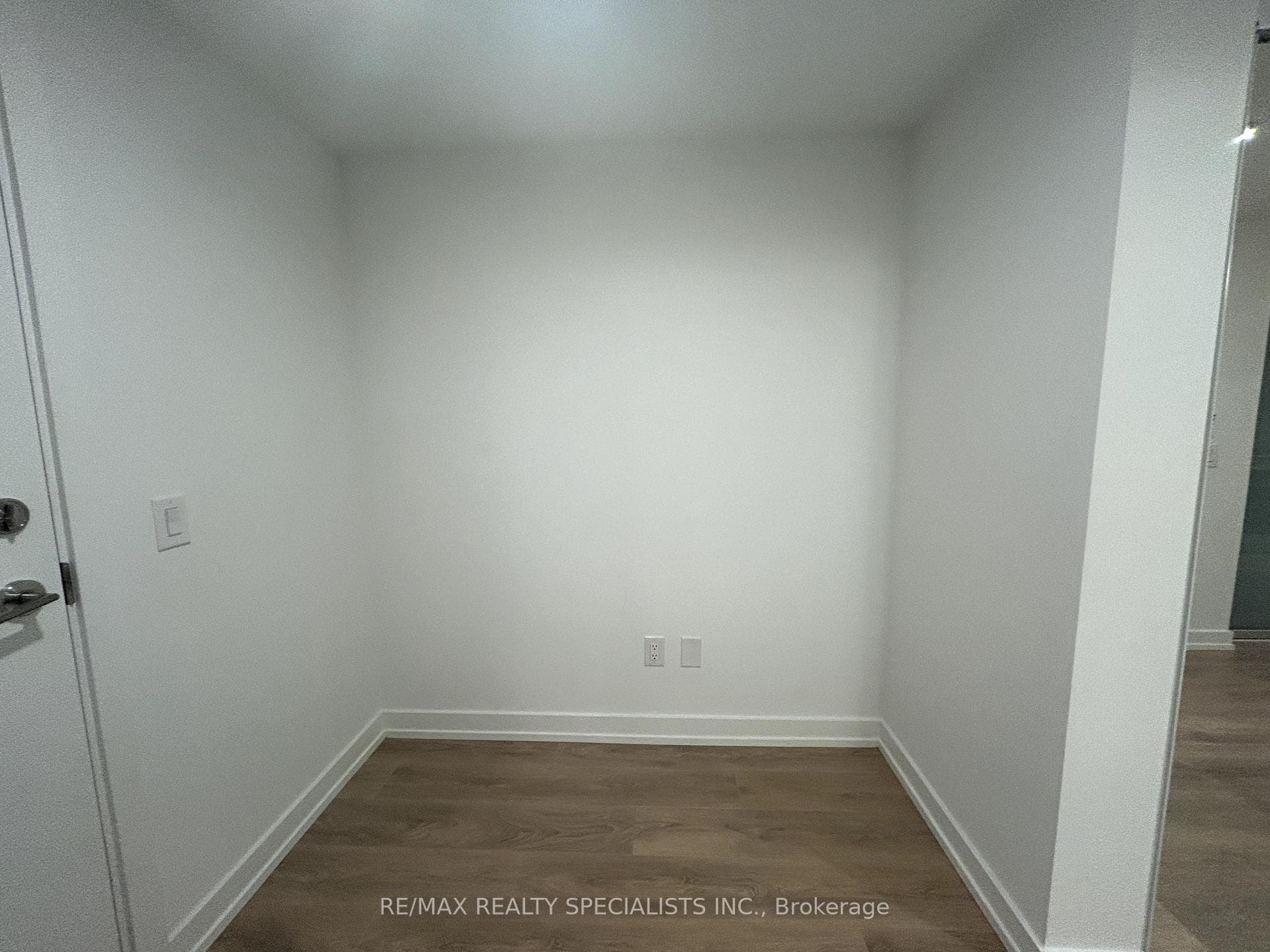 1100 SHEPPARD AVE Avenue Unit 1005 photo 2