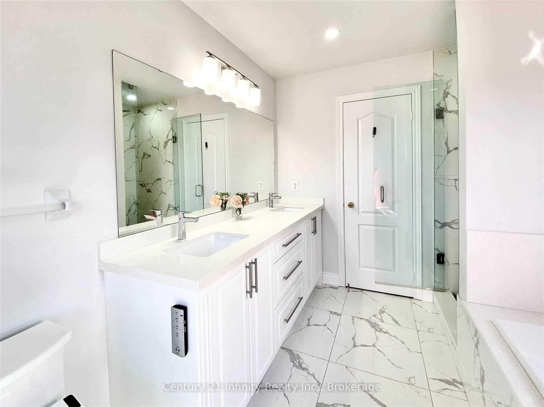 5688 Pegasus Street photo 19