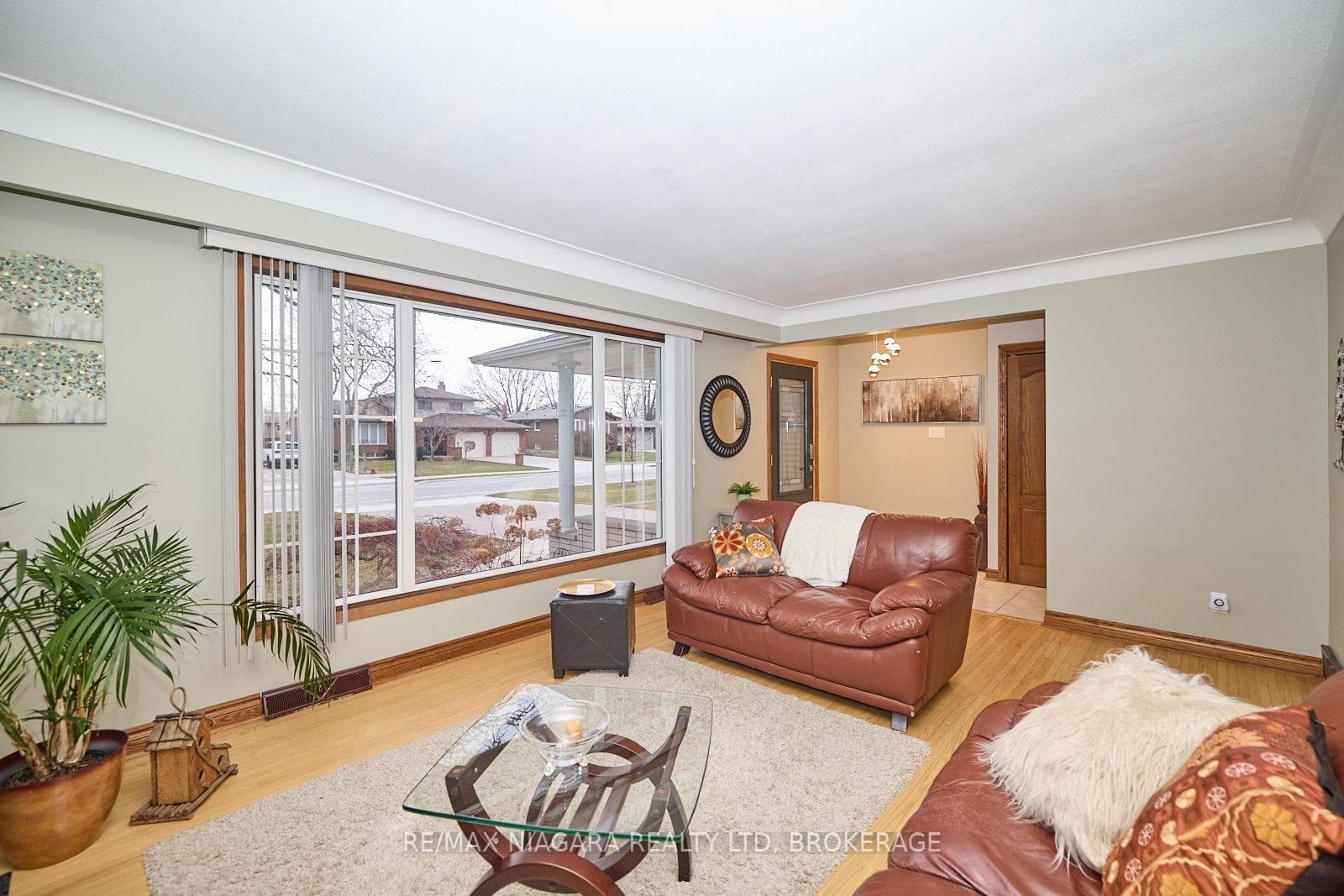 27 Walts Street photo 7