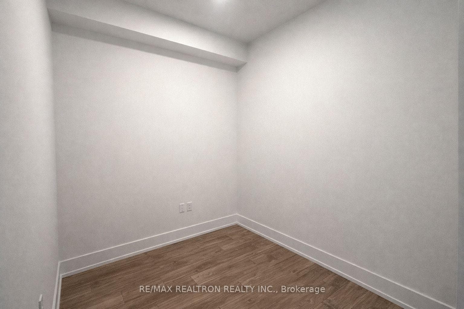 858 Dupont Street Unit 309 photo 7