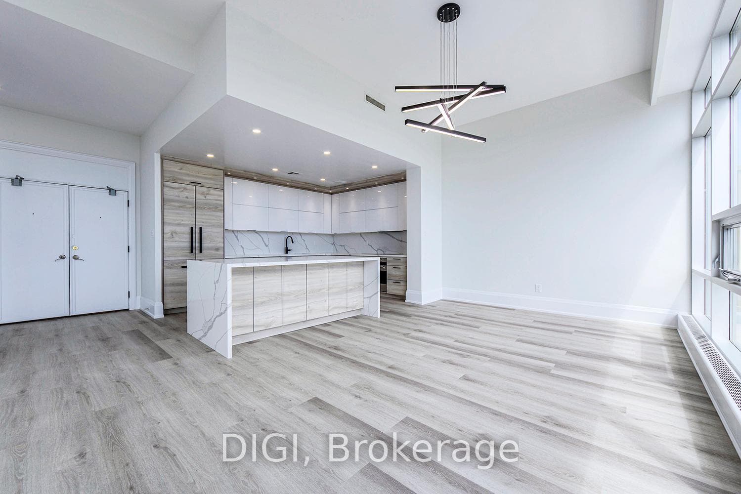 400 Walmer Road Unit PH5 photo 1