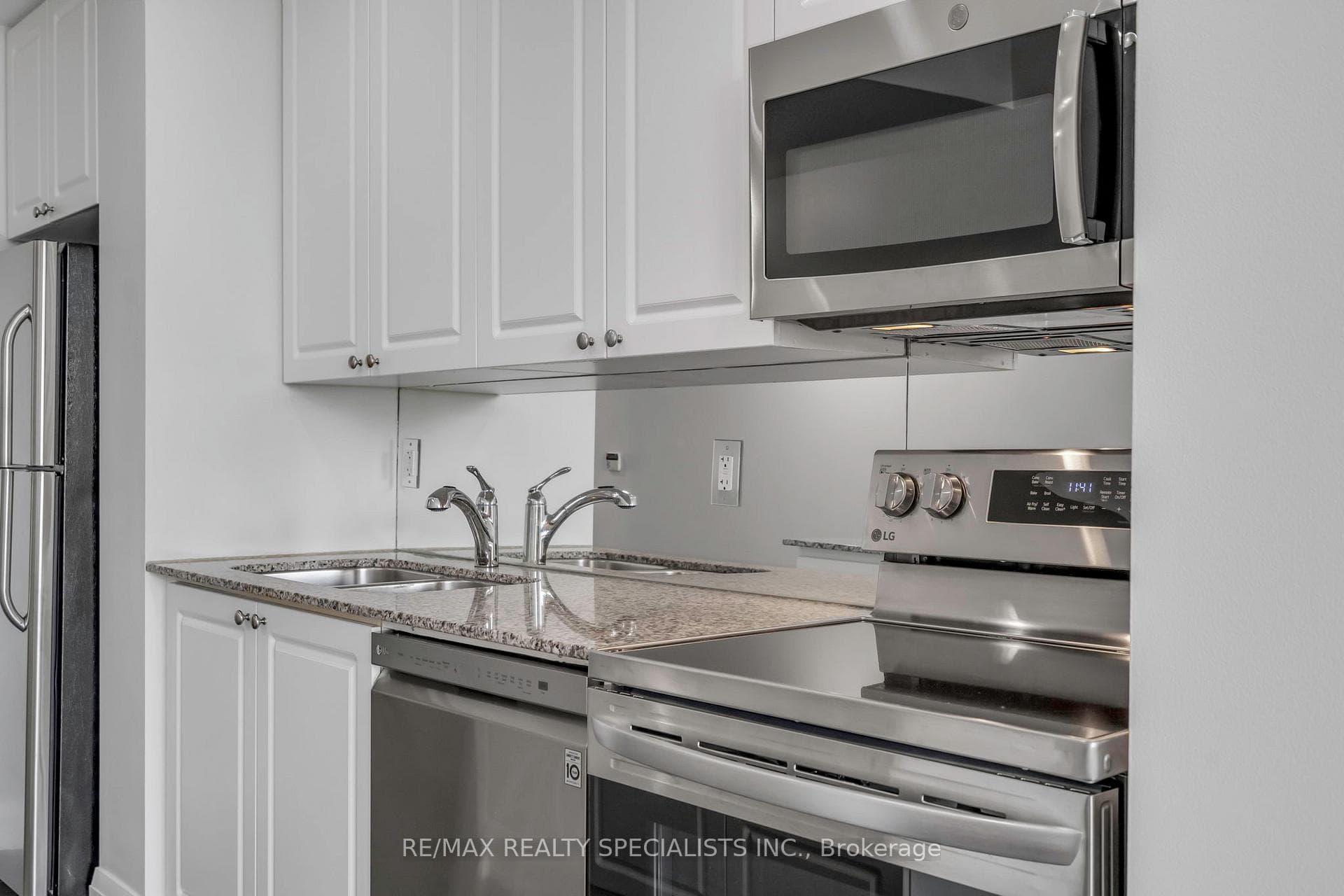225 Webb Drive Unit 309 photo 12
