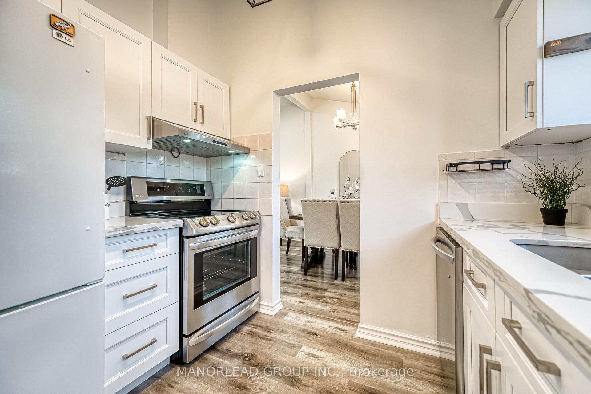 28 Kingslake Road Unit Upper photo 15