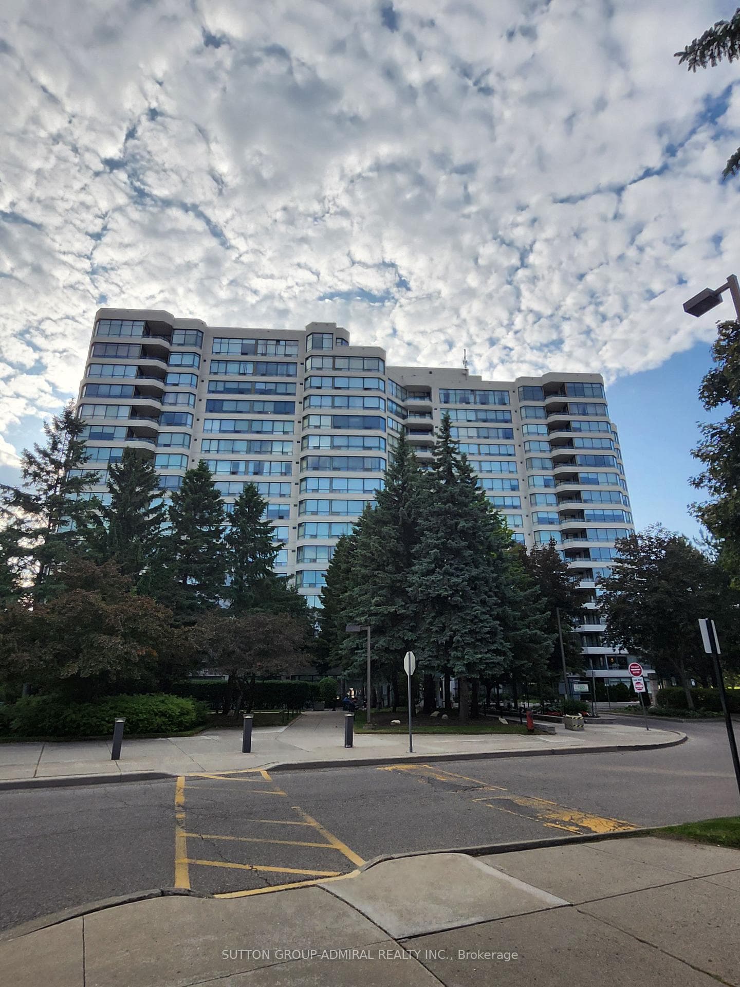 120 Promenade Circle Unit 910 photo 1