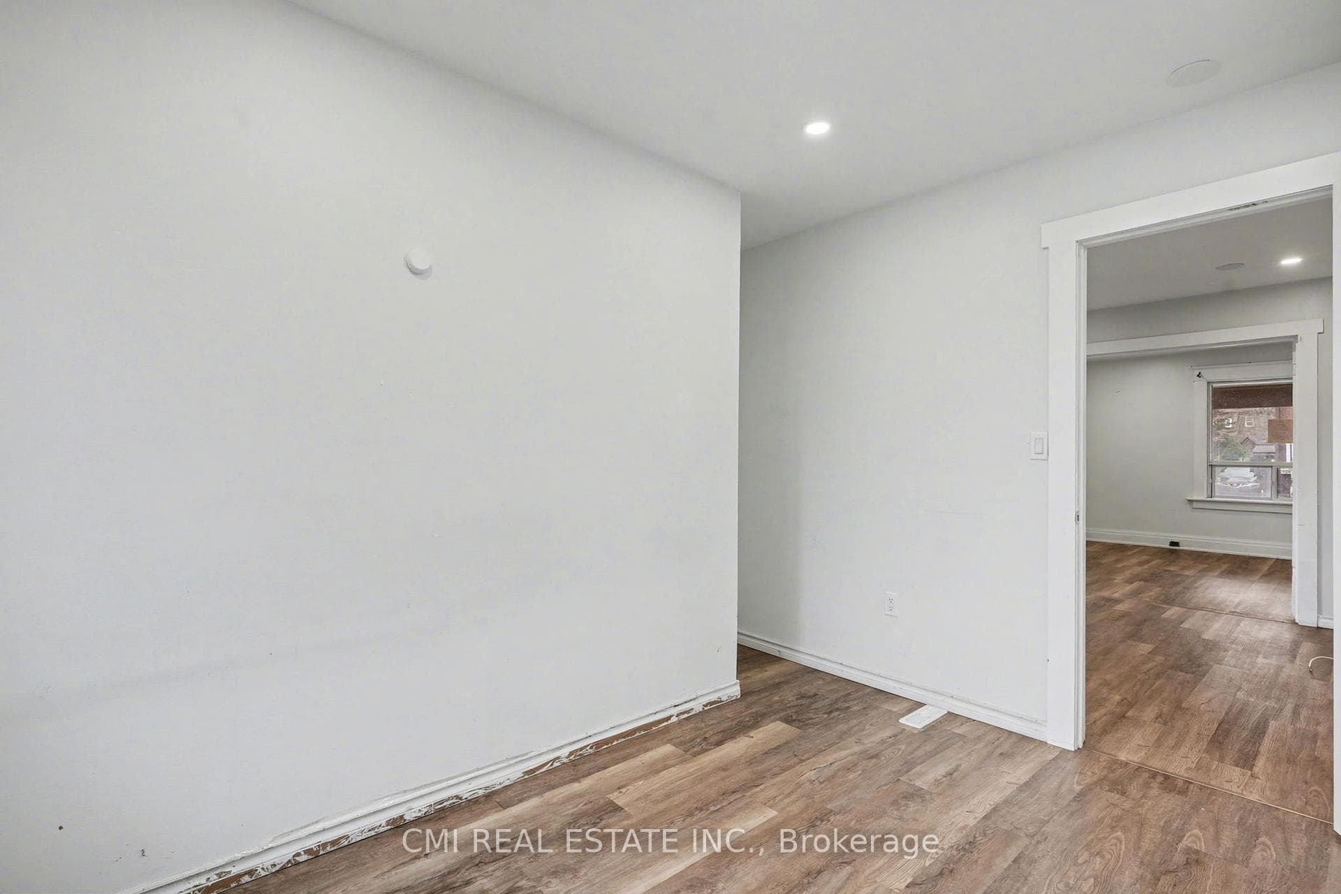 4824 Fourth Avenue photo 7