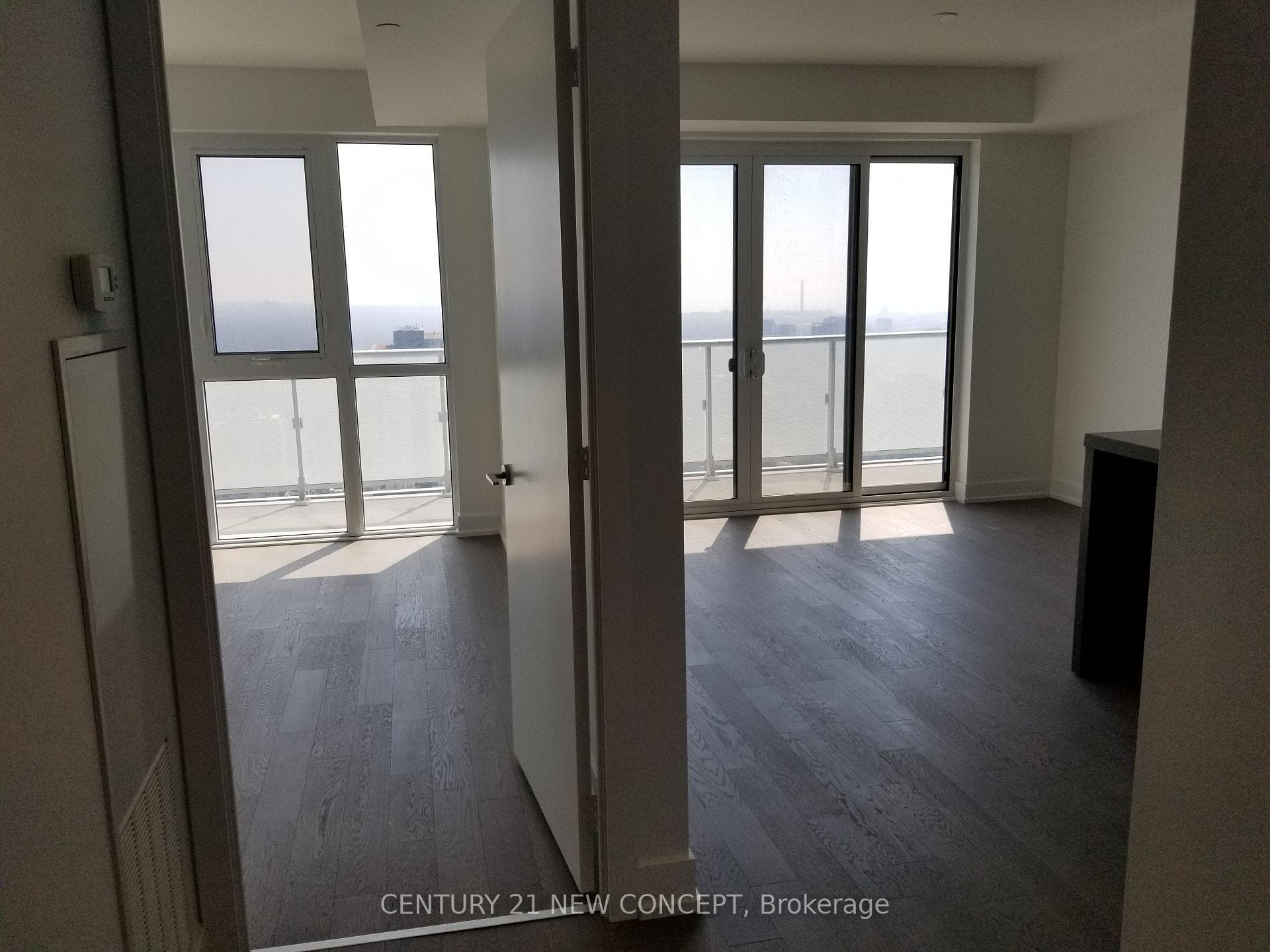 7 Grenville Street Unit 4708 photo 6