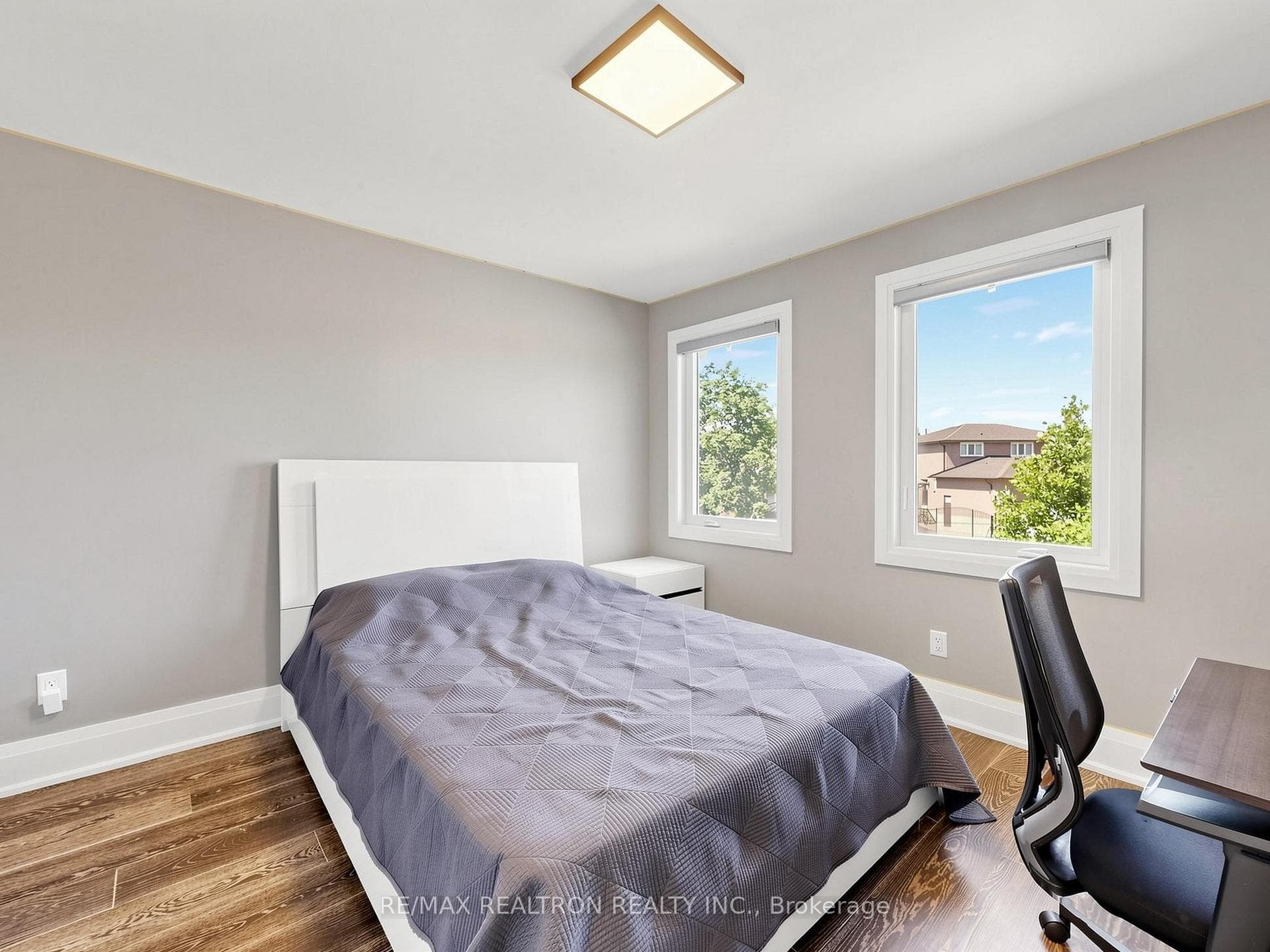 132 Stilecroft Drive photo 28
