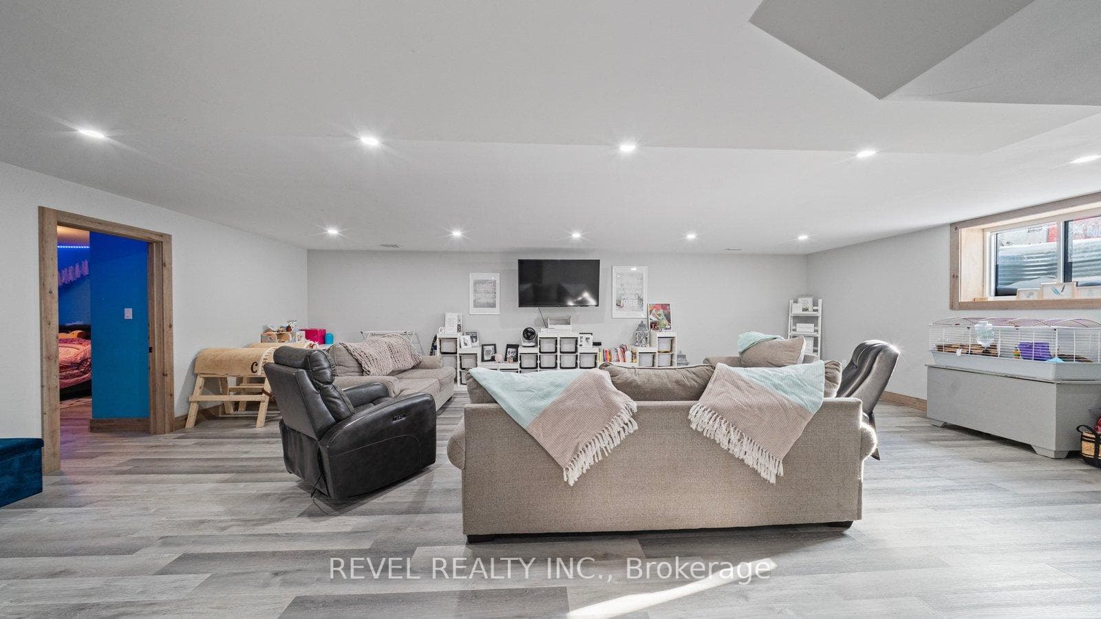 6 Kings Lane photo 26