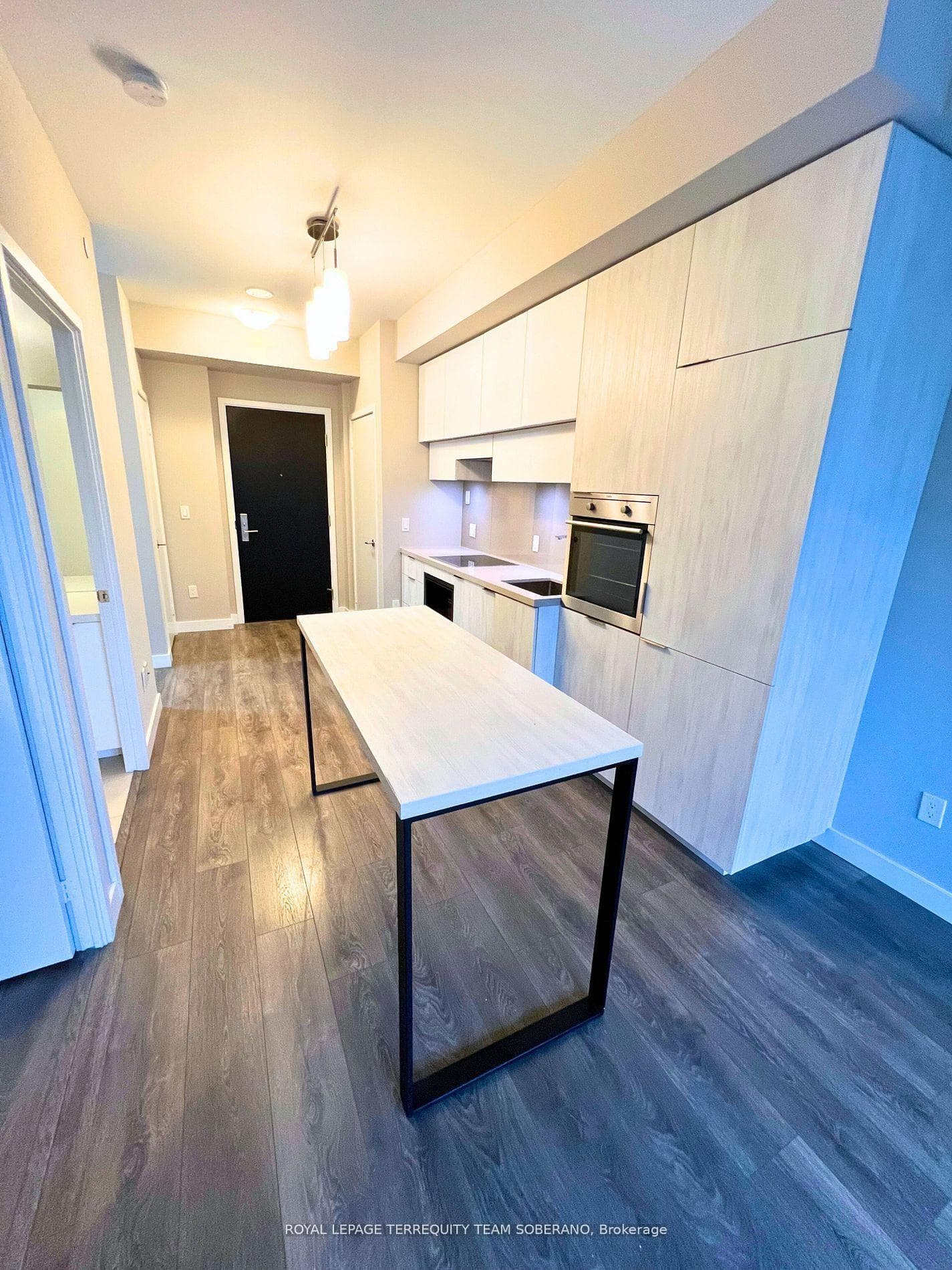 8 Eglinton Avenue Unit 3204 photo 11