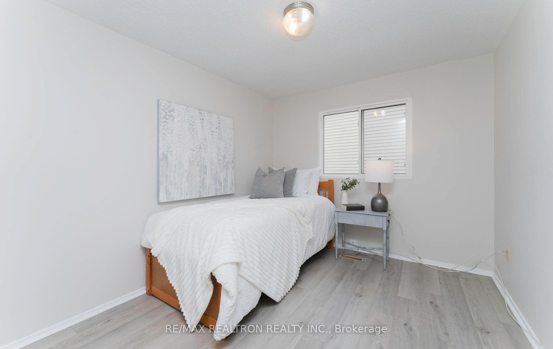 134 Hetherington Crescent photo 25