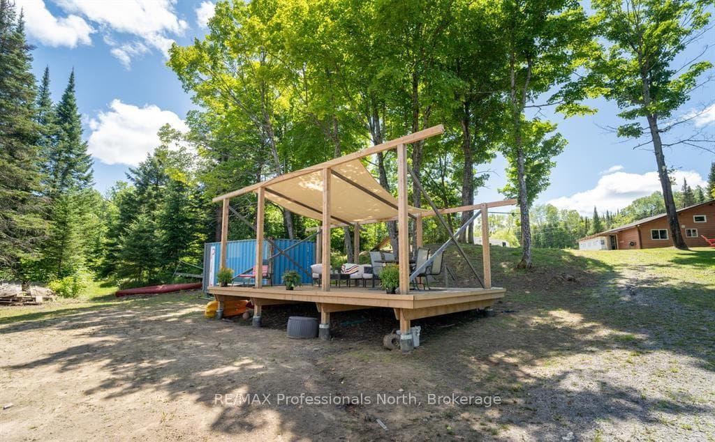 899 KATRINE Road photo 36