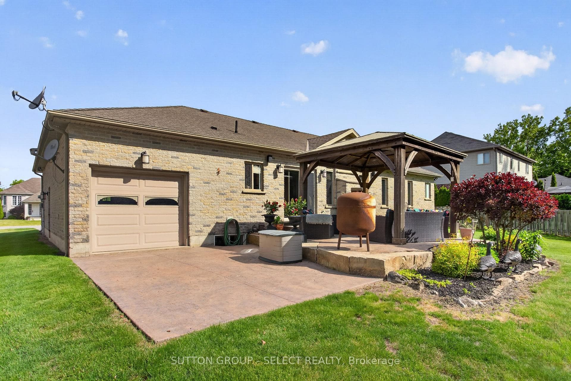 541 Juliana Drive photo 41