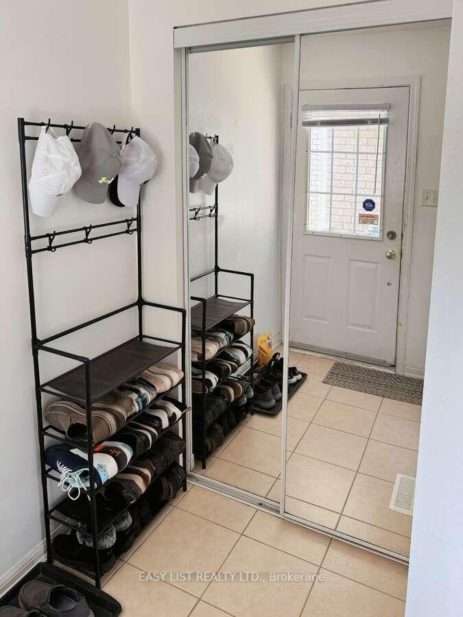 35 Ridwell Street photo 2