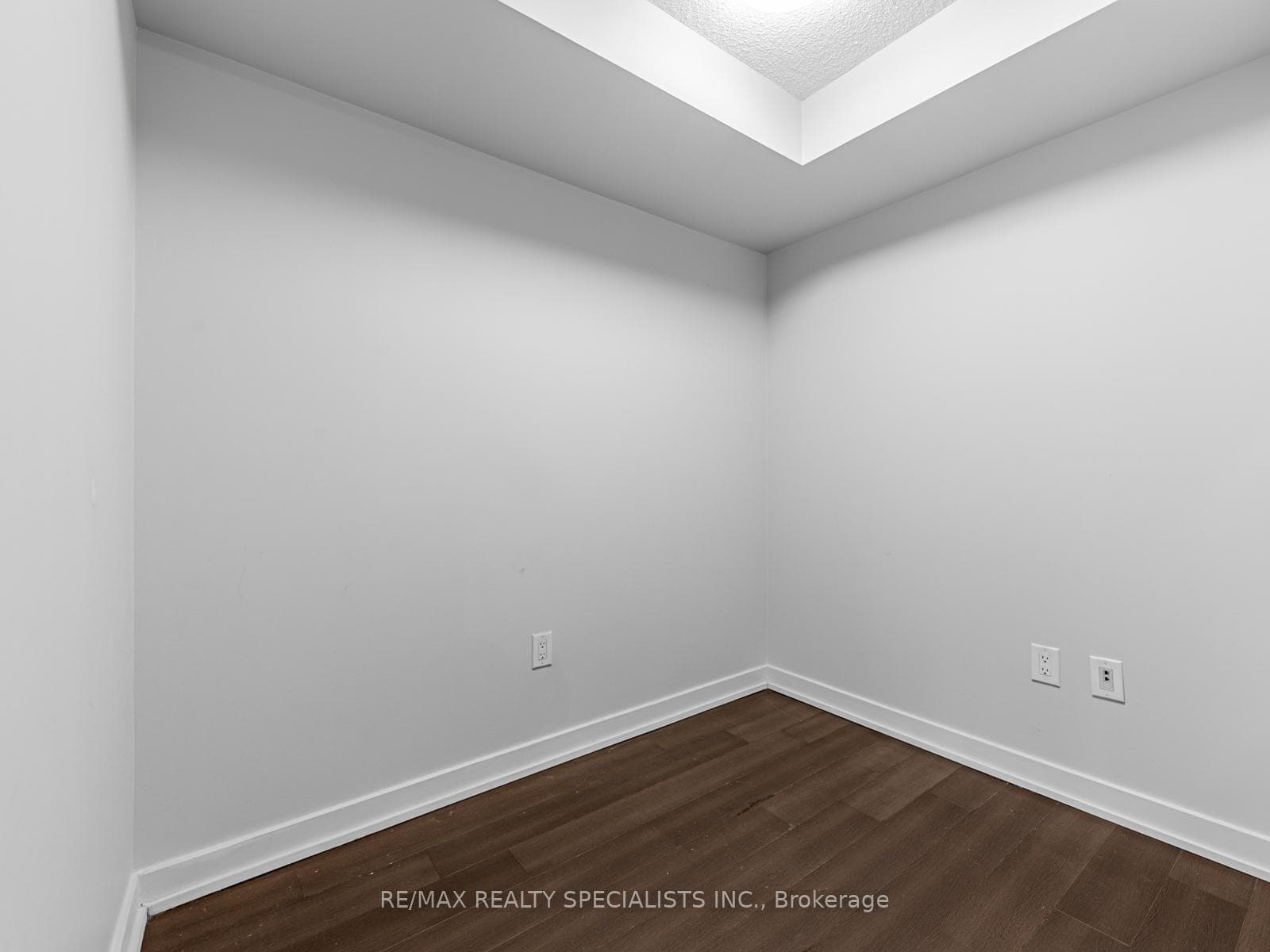 151 DAN LECKIE Way Unit 718 photo 12
