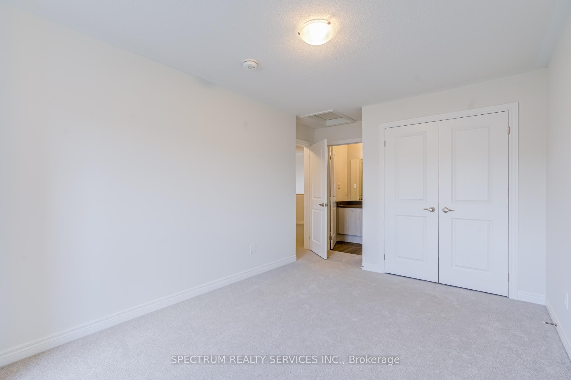 77 Muzzo Drive photo 41