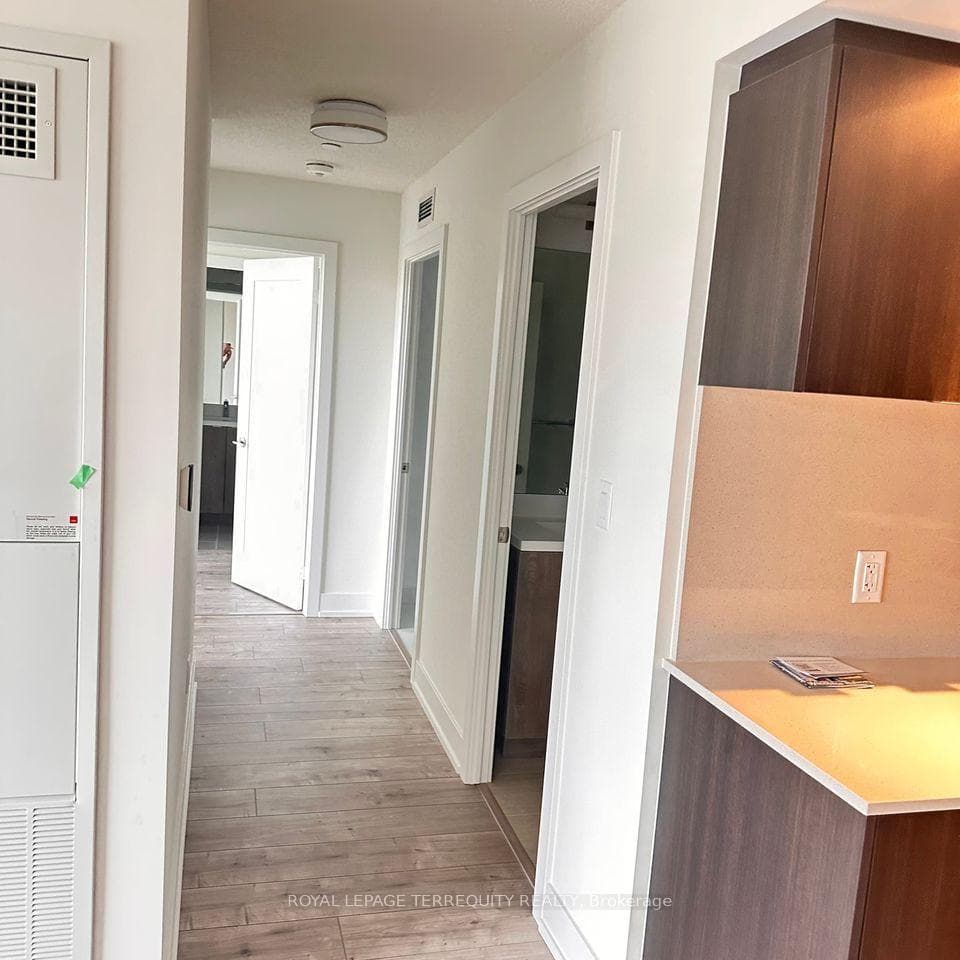 10 Eva Road Unit 205 photo 13