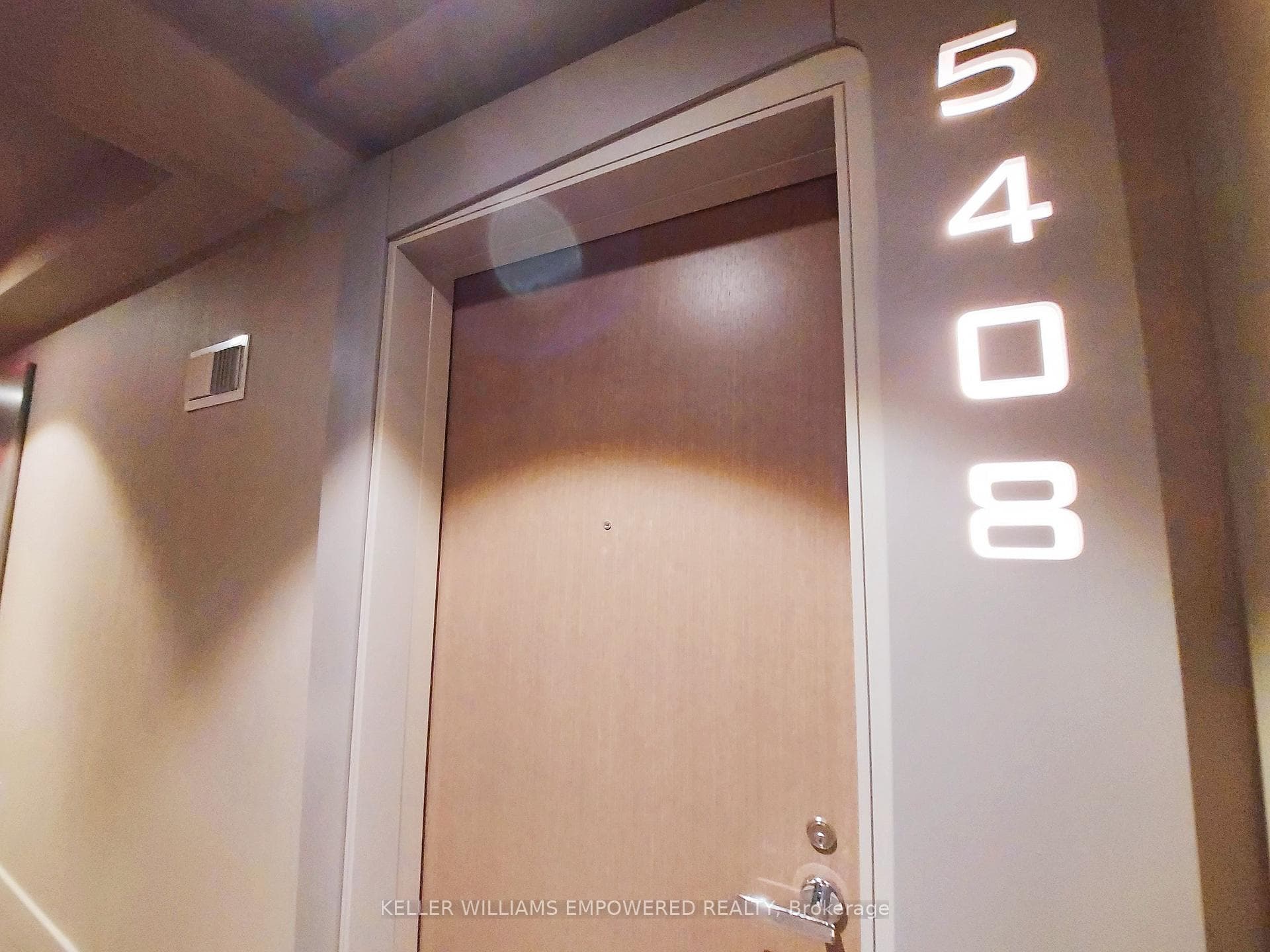 1 Bloor Street Unit 5408 photo 9