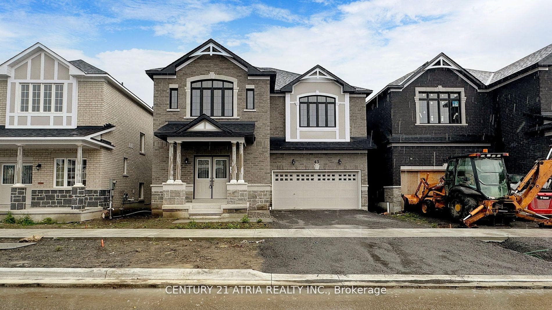 43 Creedon Crescent Unit Upper photo 1