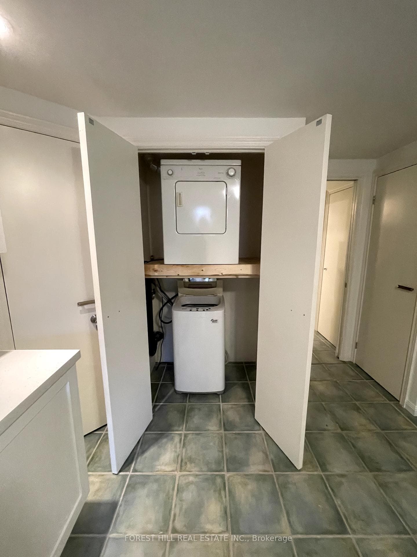ensuite laundry