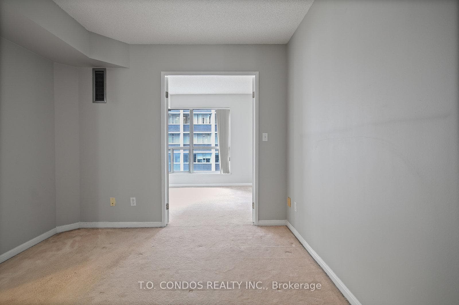 7 Carlton Street Unit 1414 photo 23