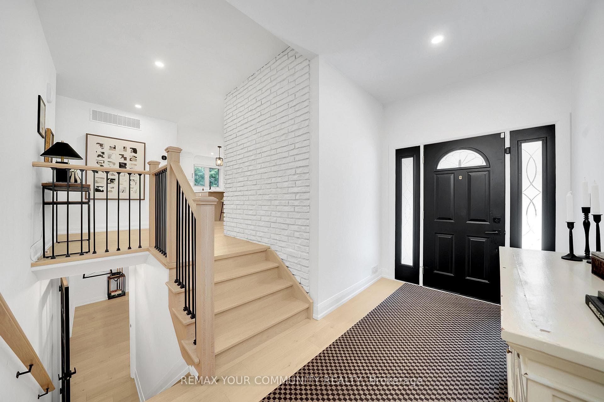 72 Cook Drive photo 4