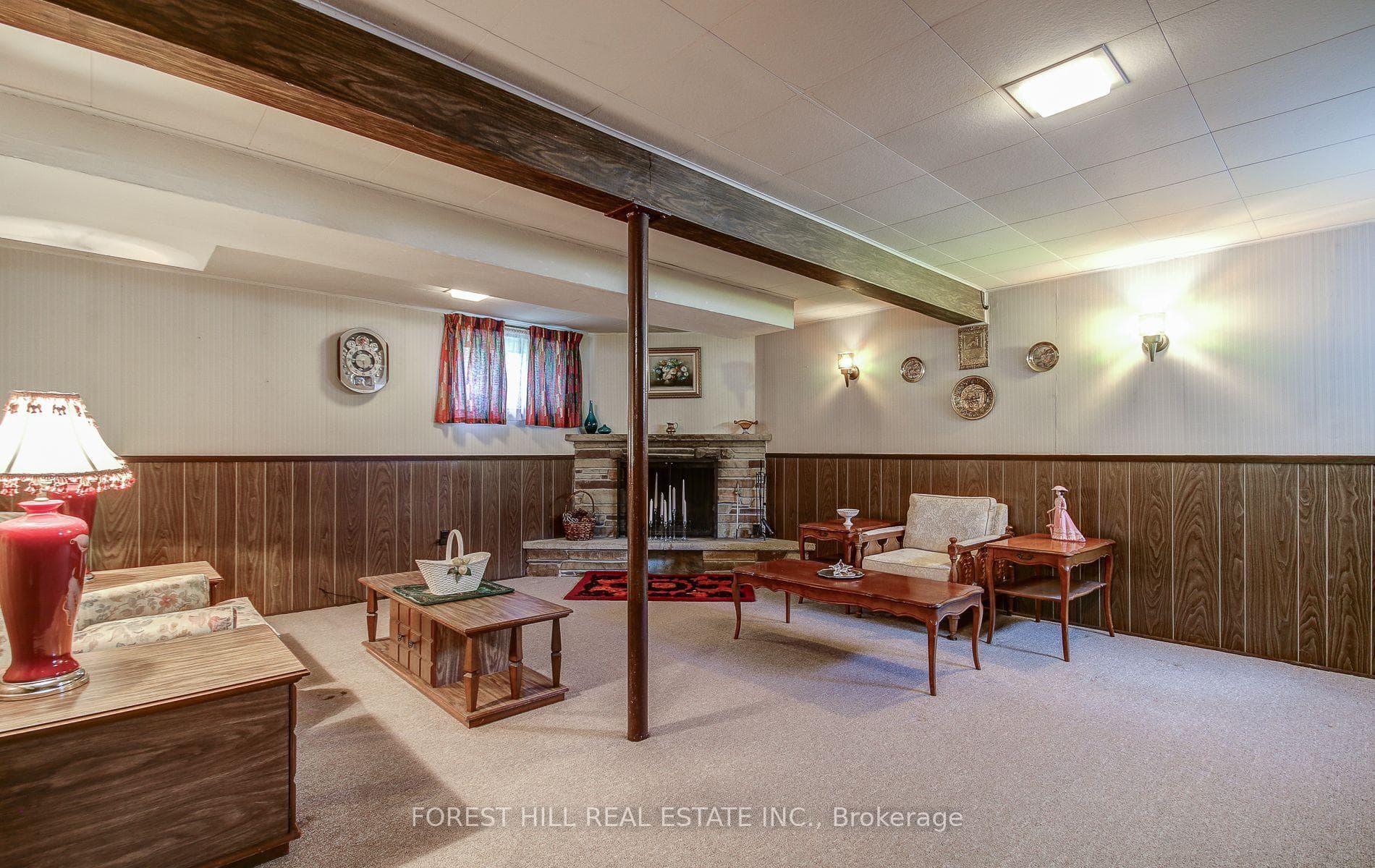 18 Hurley Crescent photo 20