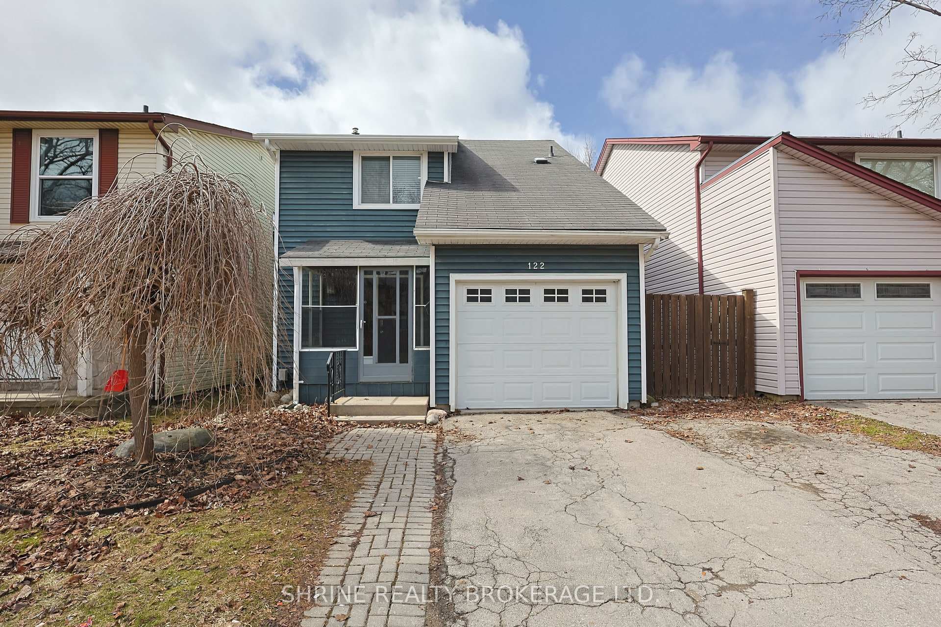 122 Andover Drive photo 1