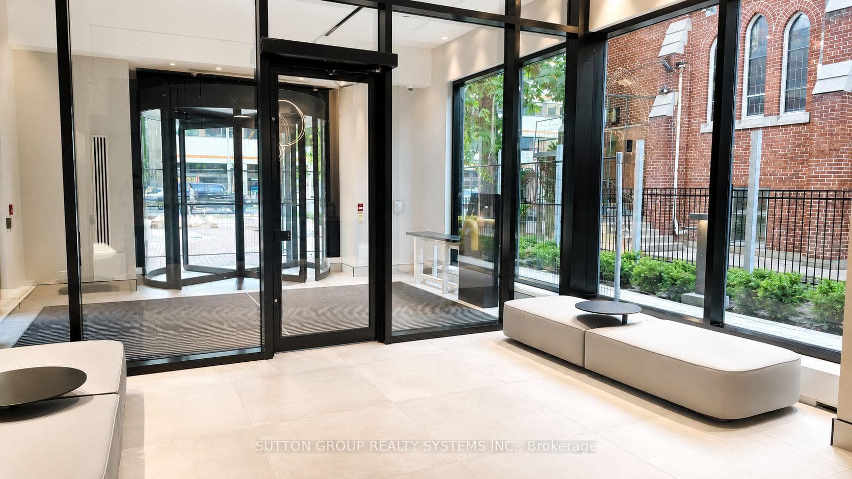 609 Sherbourne Street Unit 1003 photo 17