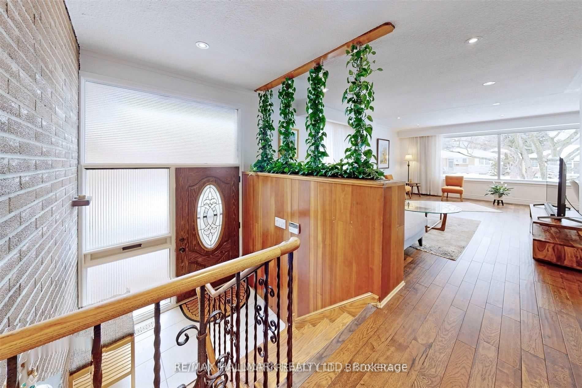 36 Willamere Drive photo 28