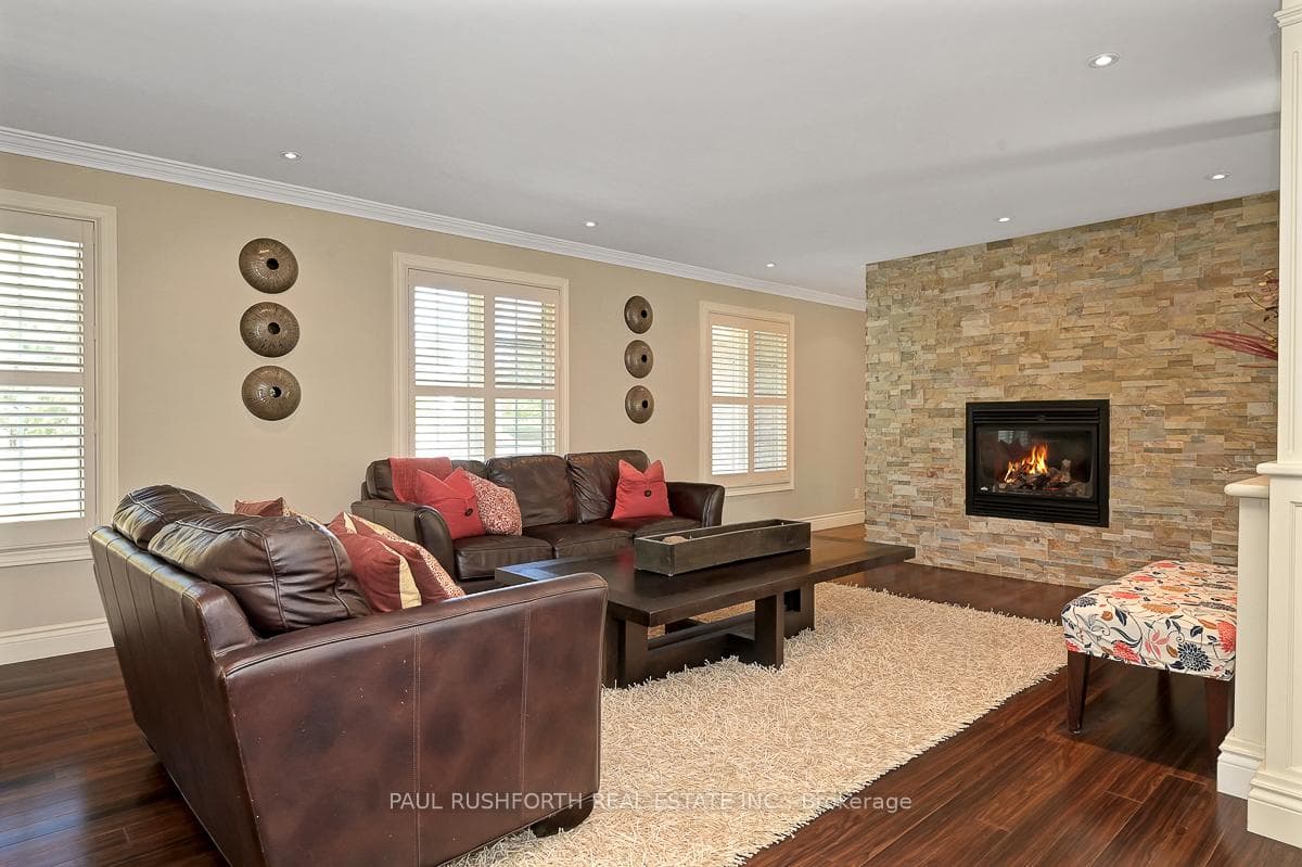 Living Room with Gas Fireplace