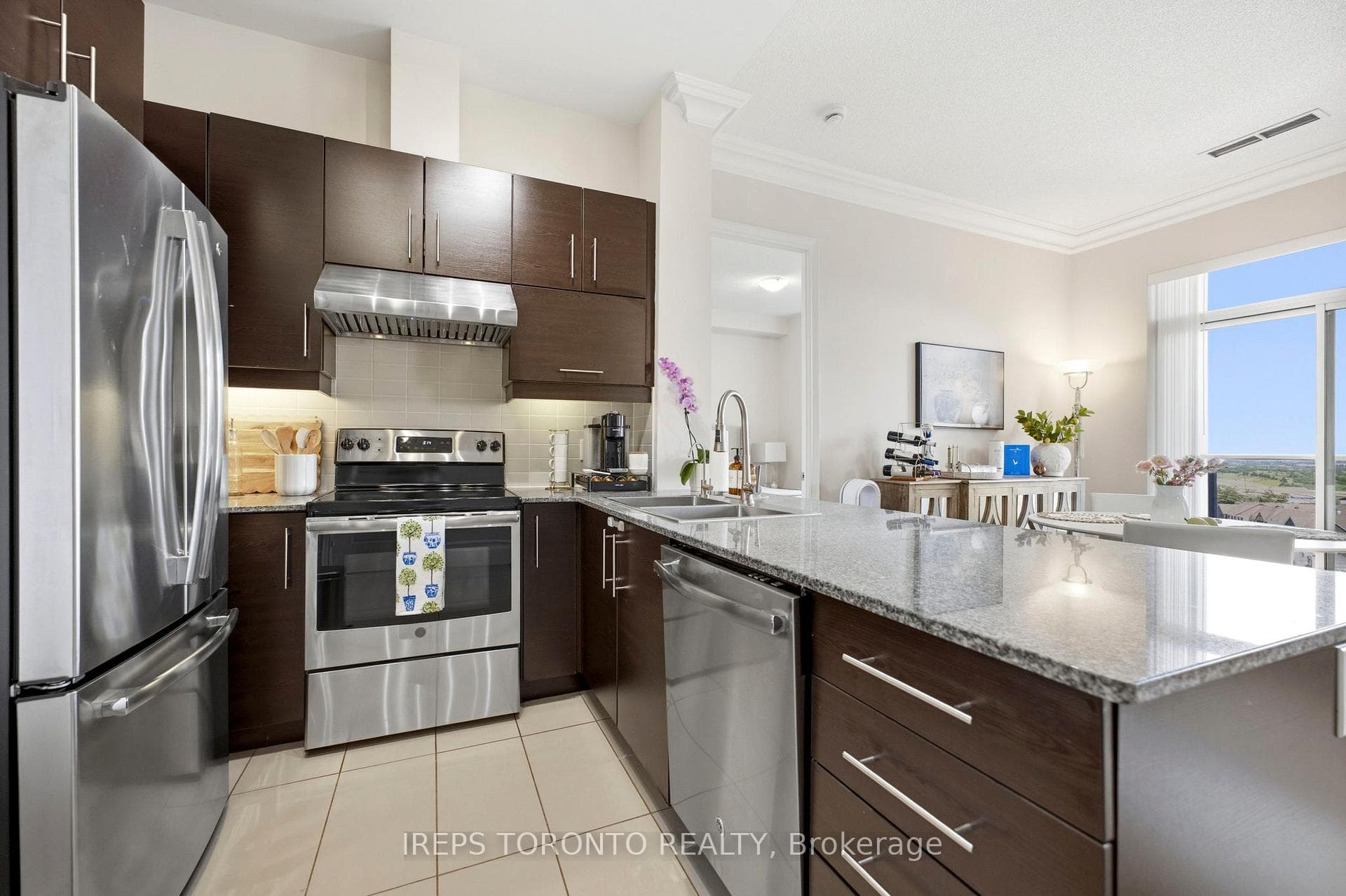 233 South Park Road Unit Ph01 photo 6