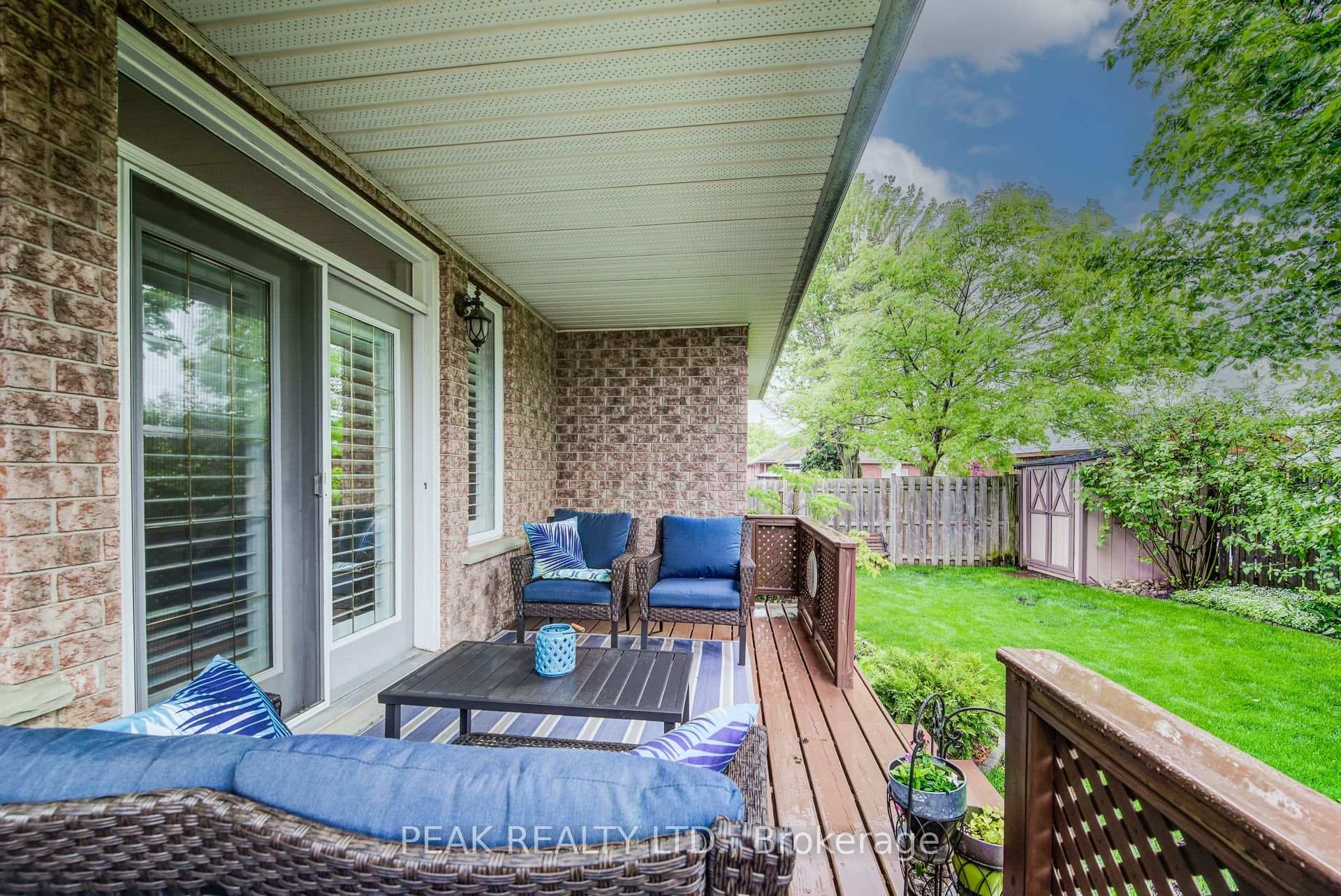 415 Lake Louise Boulevard photo 43