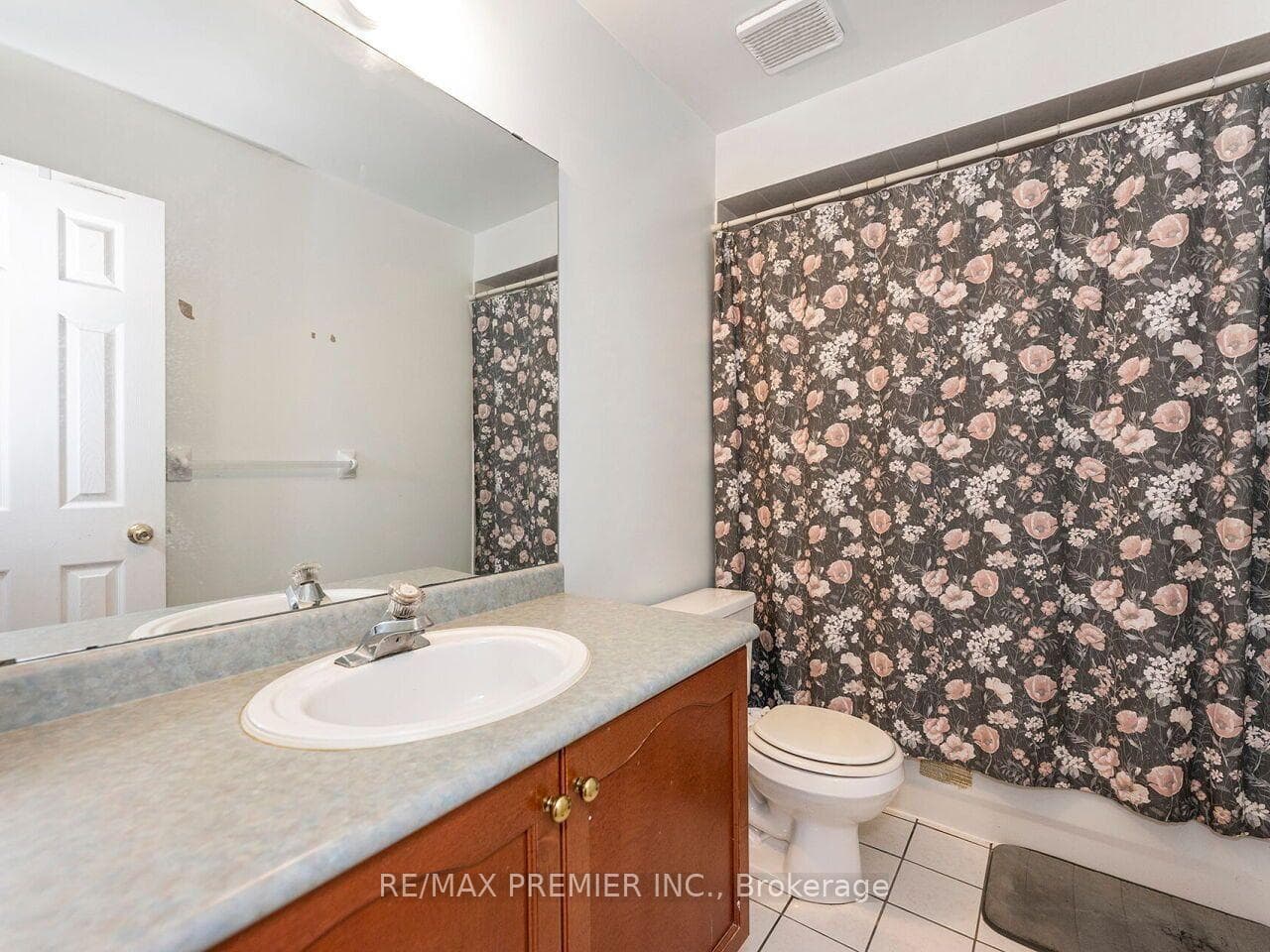 32 Stonebriar Drive photo 27