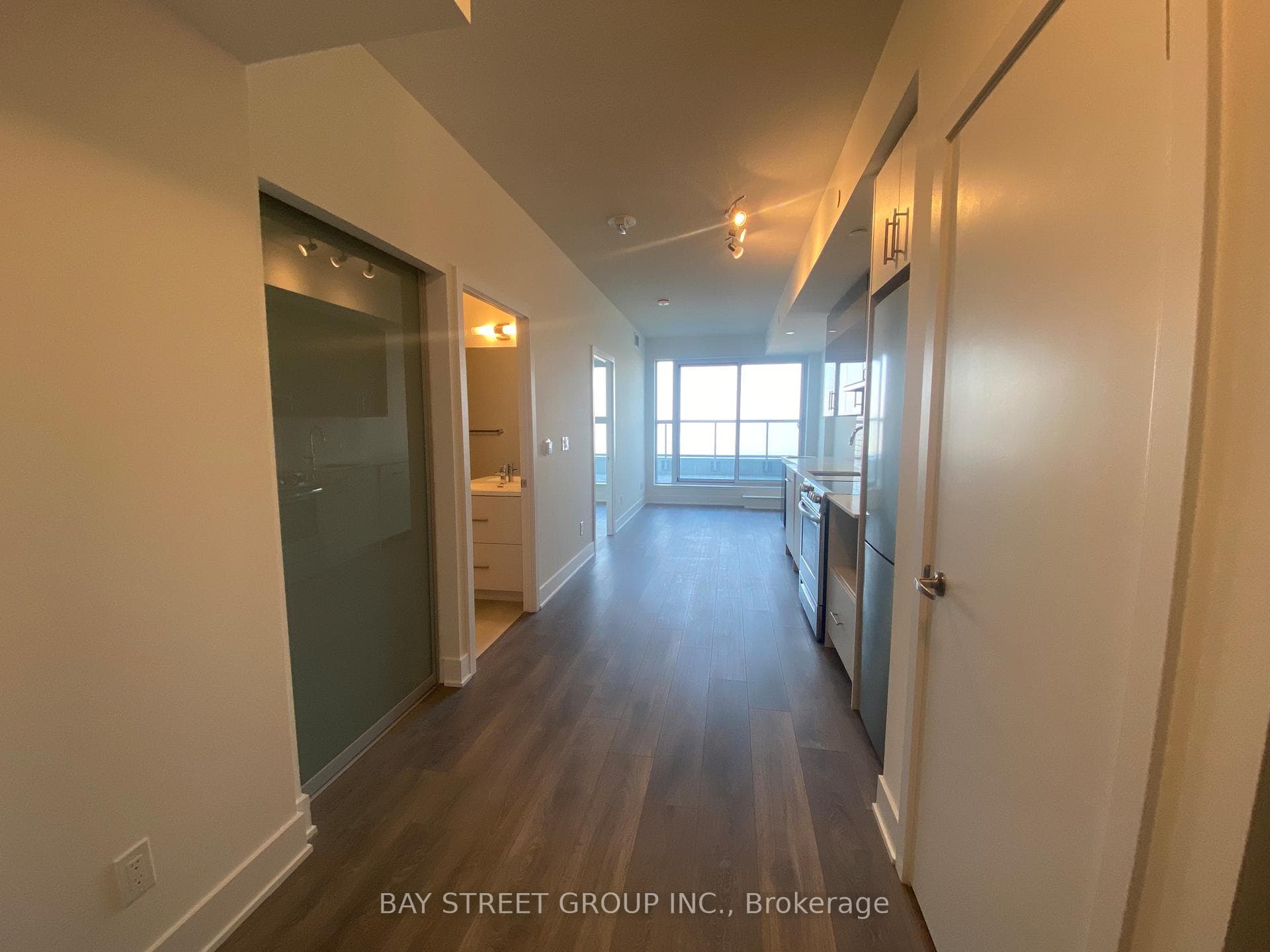 188 Fairview Mall Drive Unit 617 photo 3